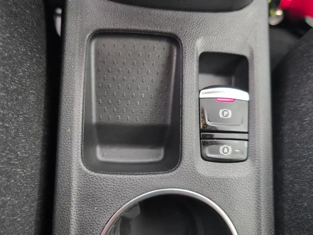 Renault Captur - Thumbnail 12