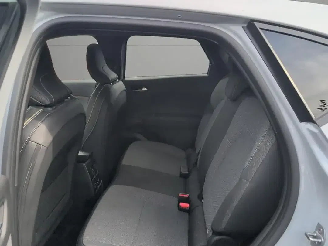 Renault Captur - Thumbnail 8