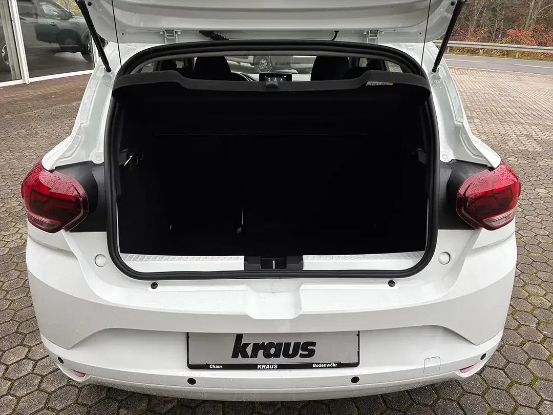 Dacia Sandero - Thumbnail 13