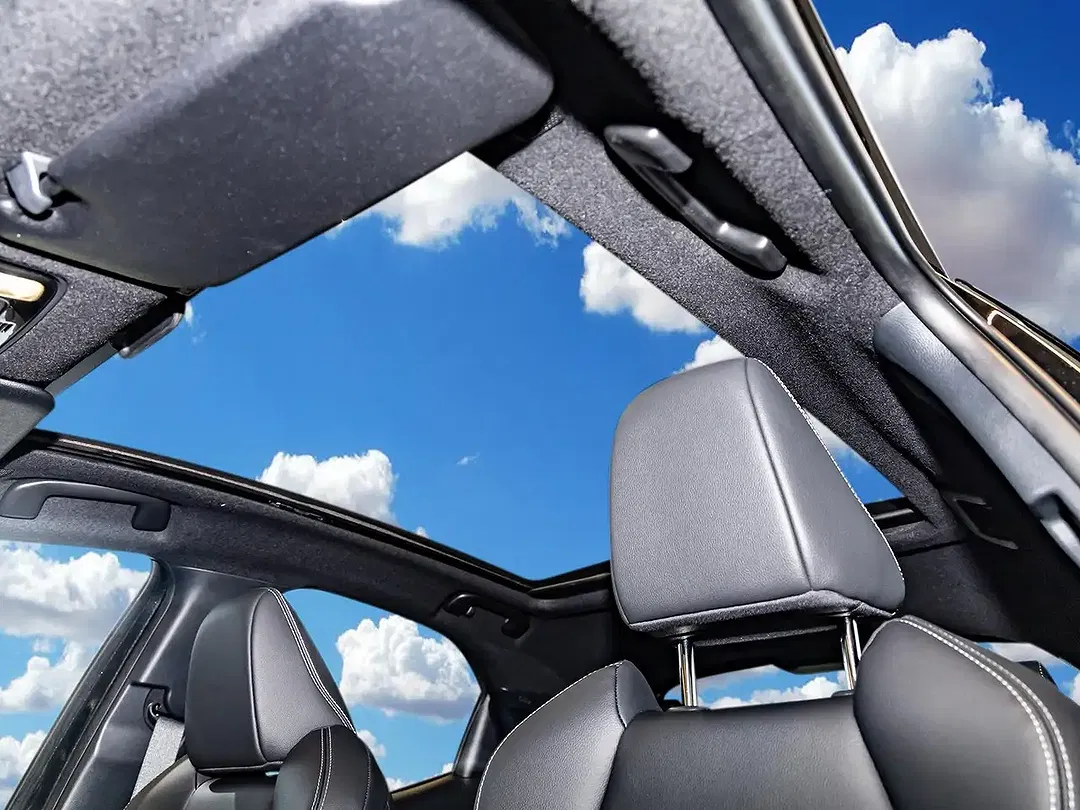 Mazda 2 - Thumbnail 4
