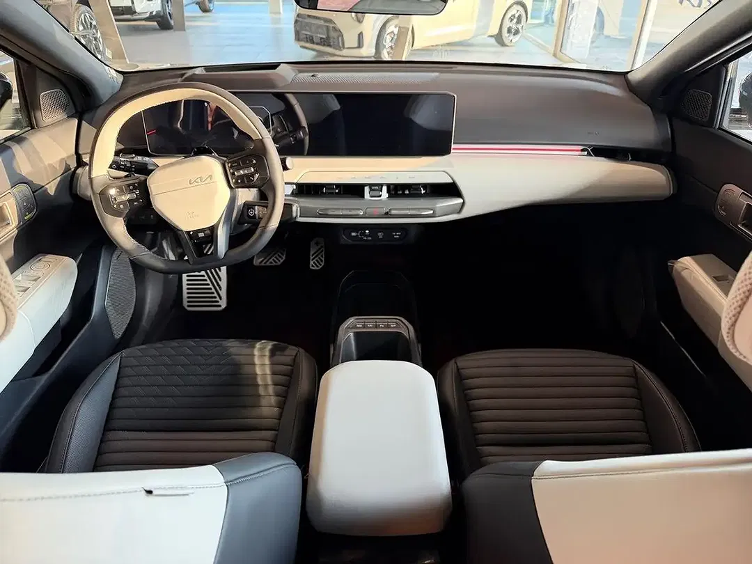 Kia EV4 - Thumbnail 12