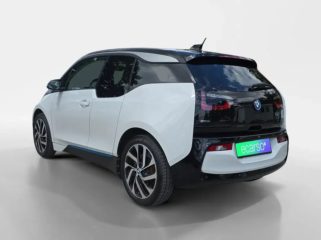 BMW i3 - Thumbnail 3
