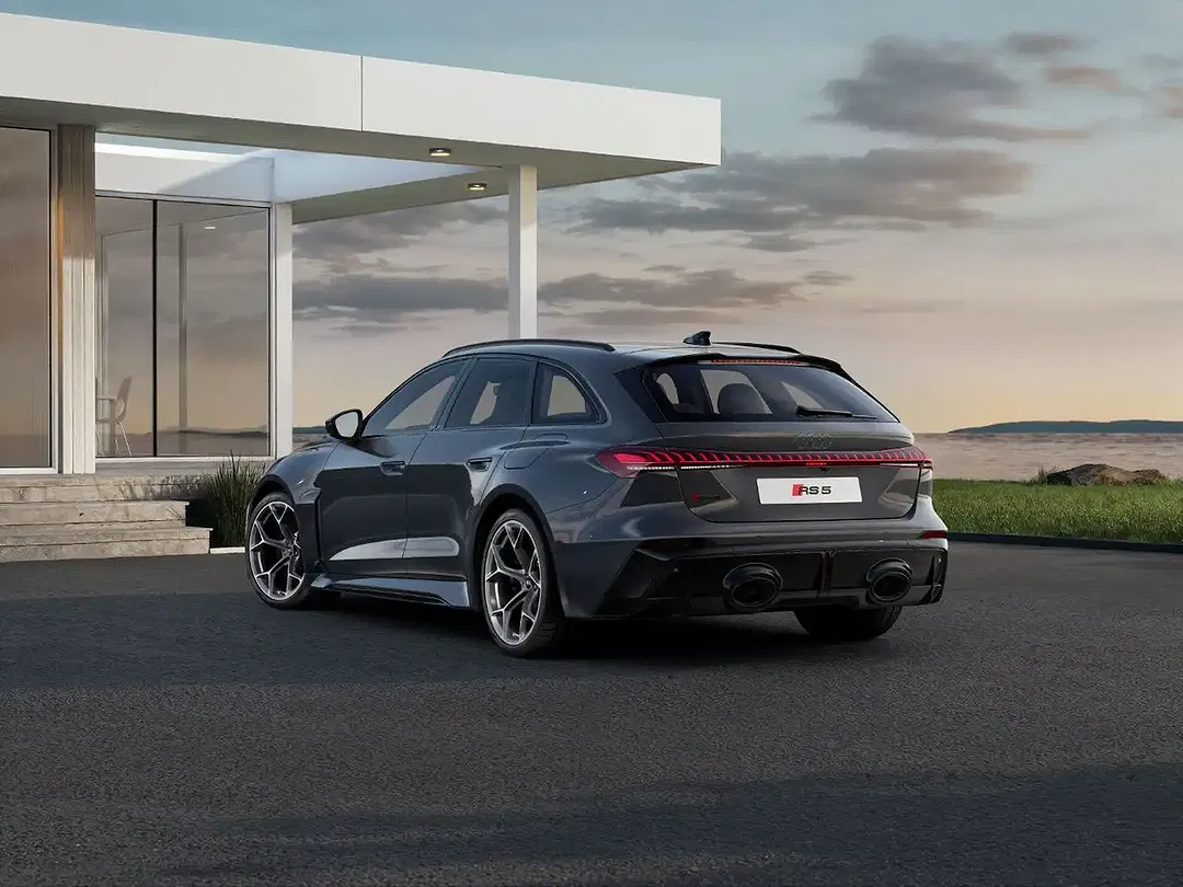 Audi RS5 - Thumbnail 4