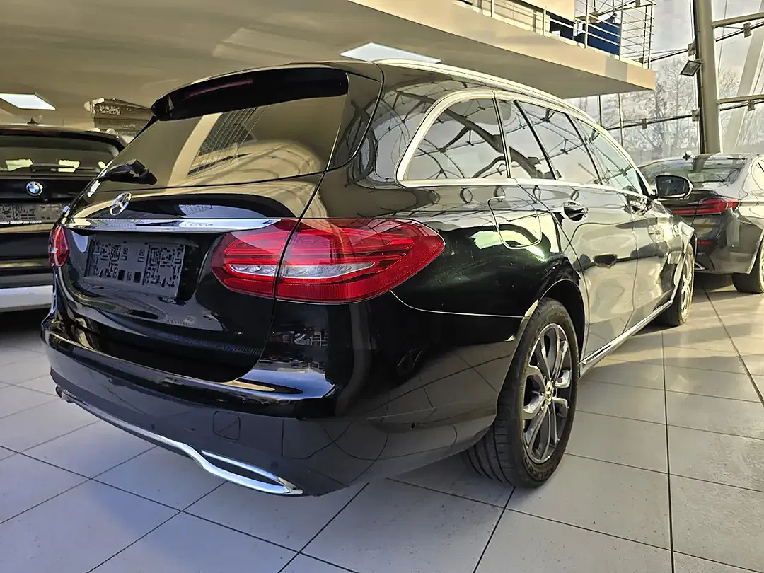 Mercedes-Benz C 180 - Thumbnail 4