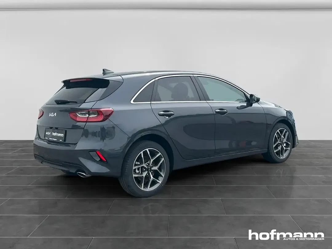 Kia Ceed / cee'd - Thumbnail 5
