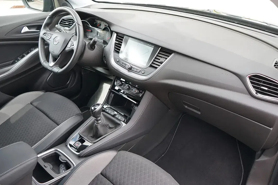 Opel Grandland - Thumbnail 4