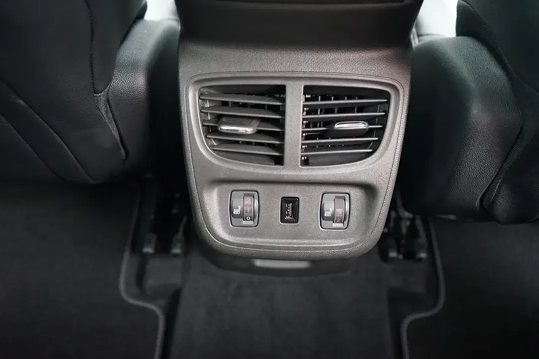 Opel Grandland - Thumbnail 7