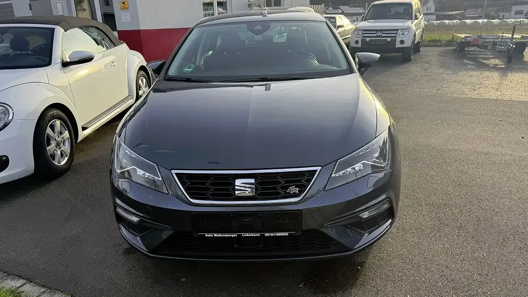 SEAT Leon - Thumbnail 2