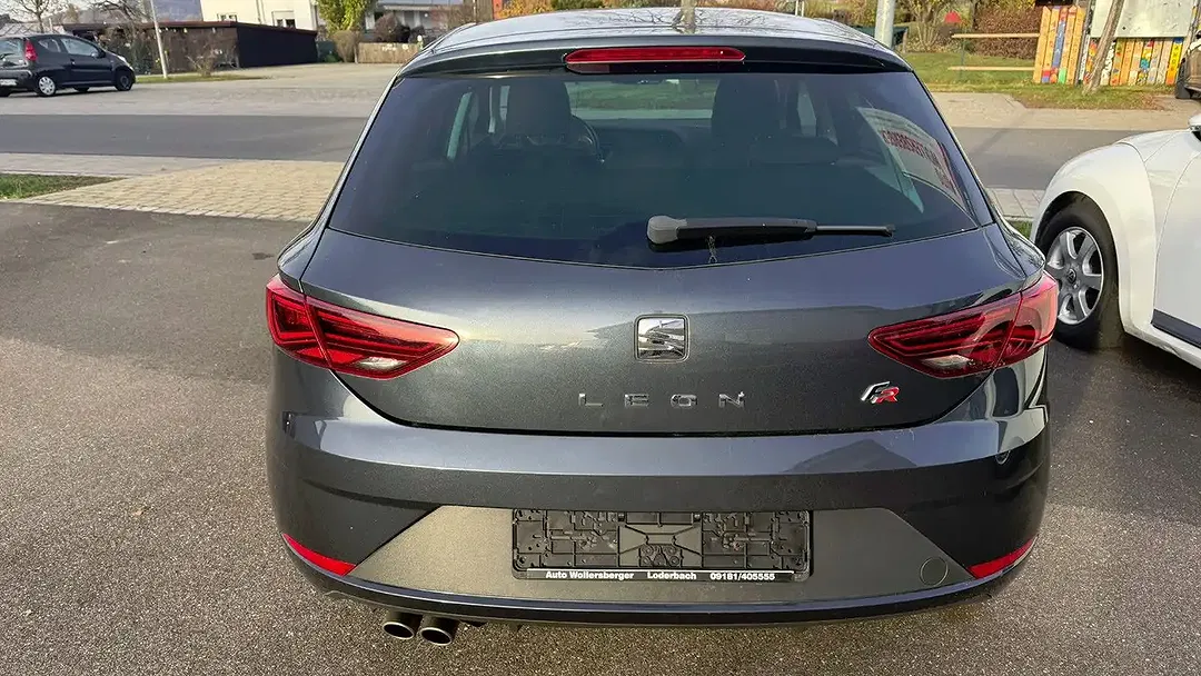 SEAT Leon - Thumbnail 5