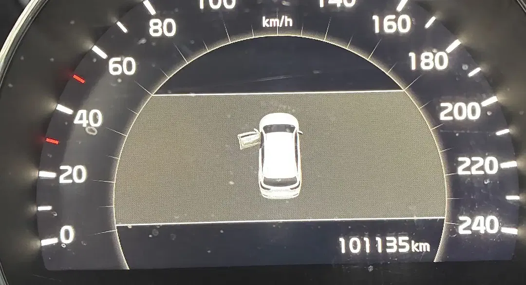 Kia Sorento - Thumbnail 15
