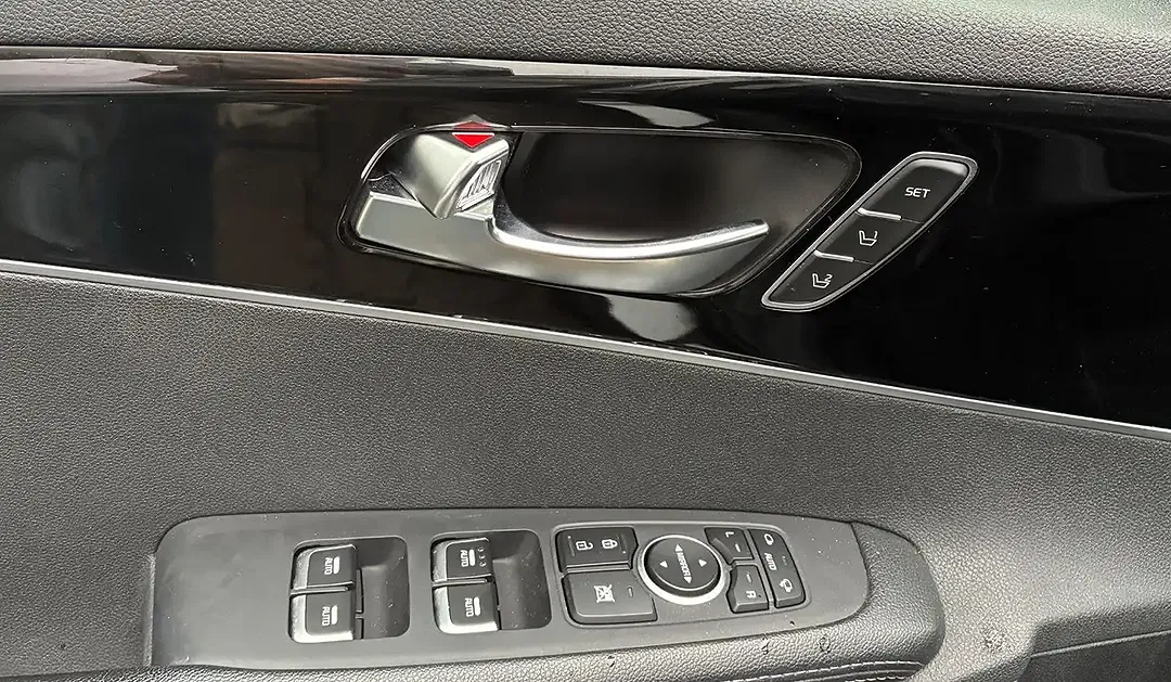 Kia Sorento - Thumbnail 22
