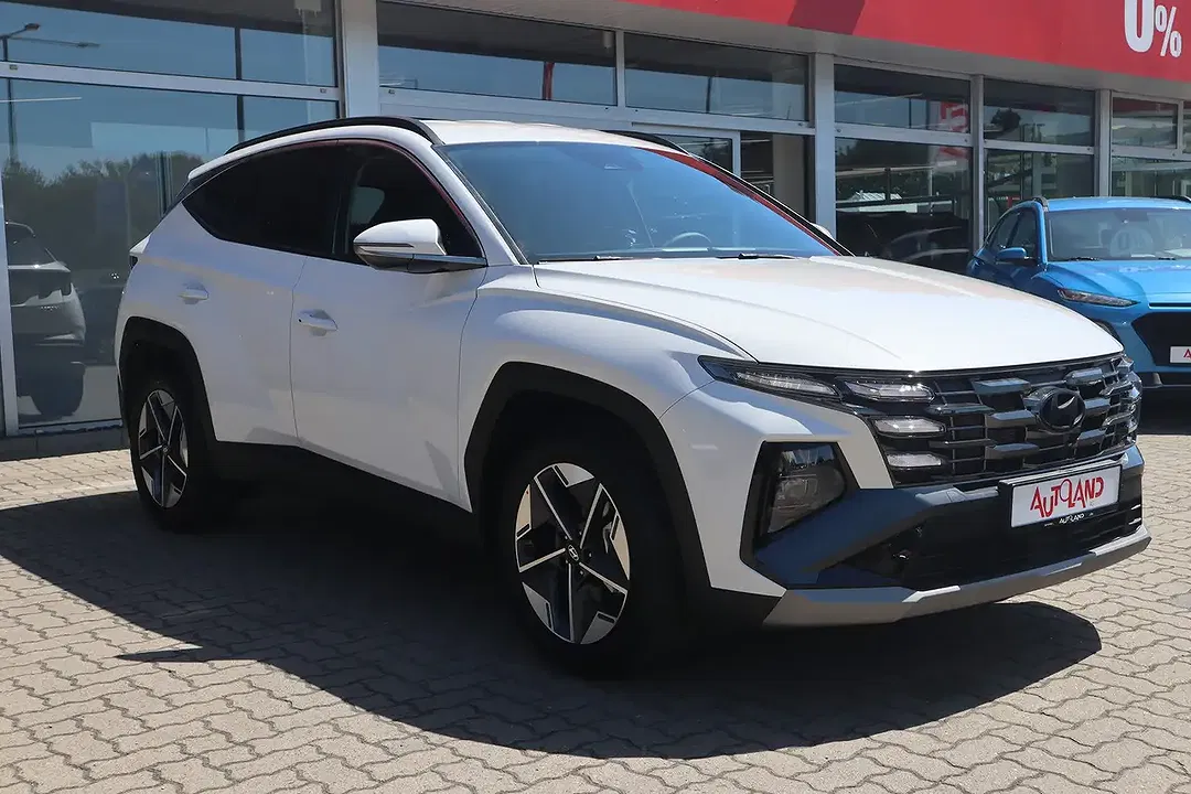 Hyundai TUCSON - Thumbnail 2