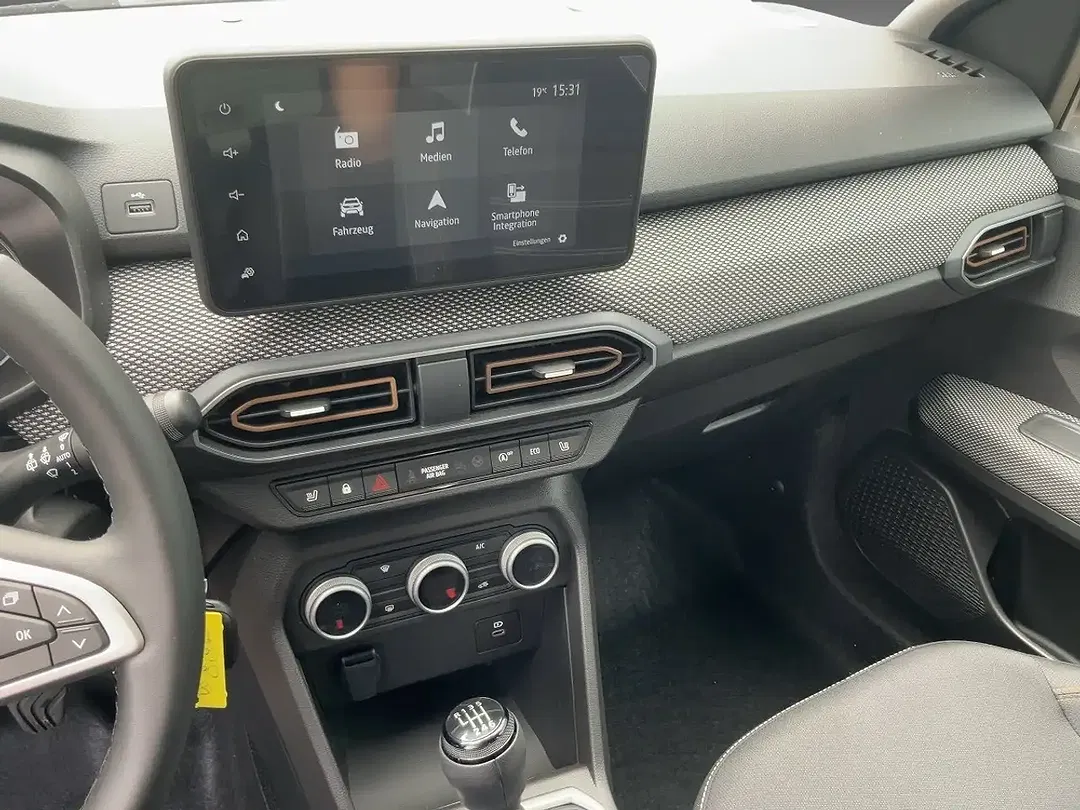 Dacia Sandero - Thumbnail 11