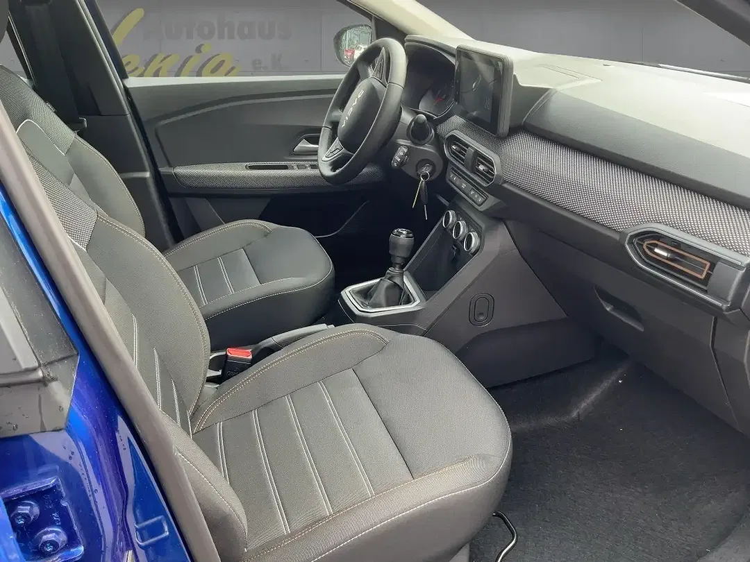 Dacia Sandero - Thumbnail 7