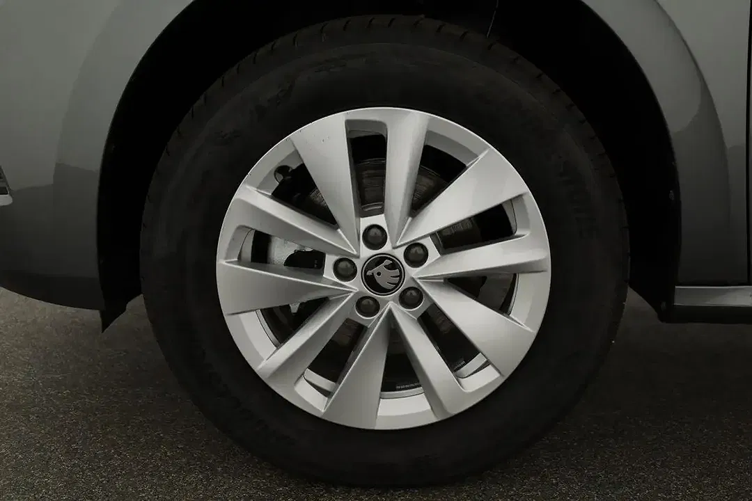 Skoda Kamiq - Thumbnail 13