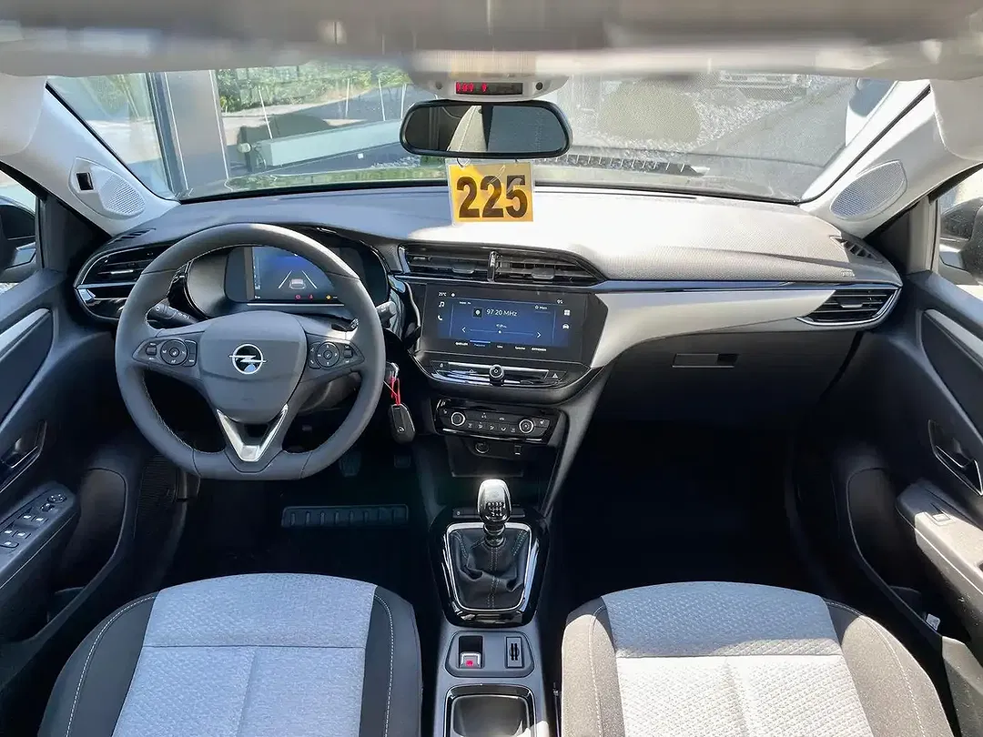 Opel Corsa - Thumbnail 11