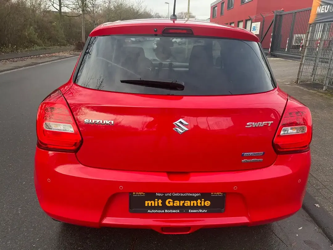 Suzuki Swift - Thumbnail 5