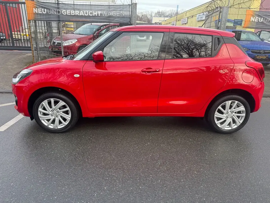 Suzuki Swift - Thumbnail 7