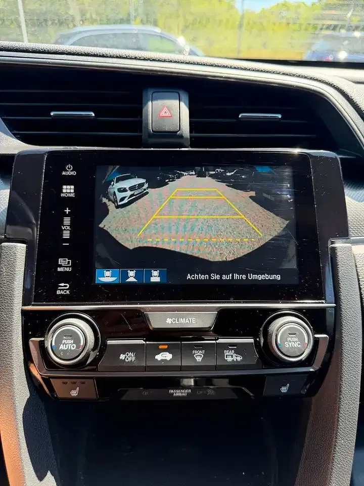 Honda Civic - Thumbnail 8