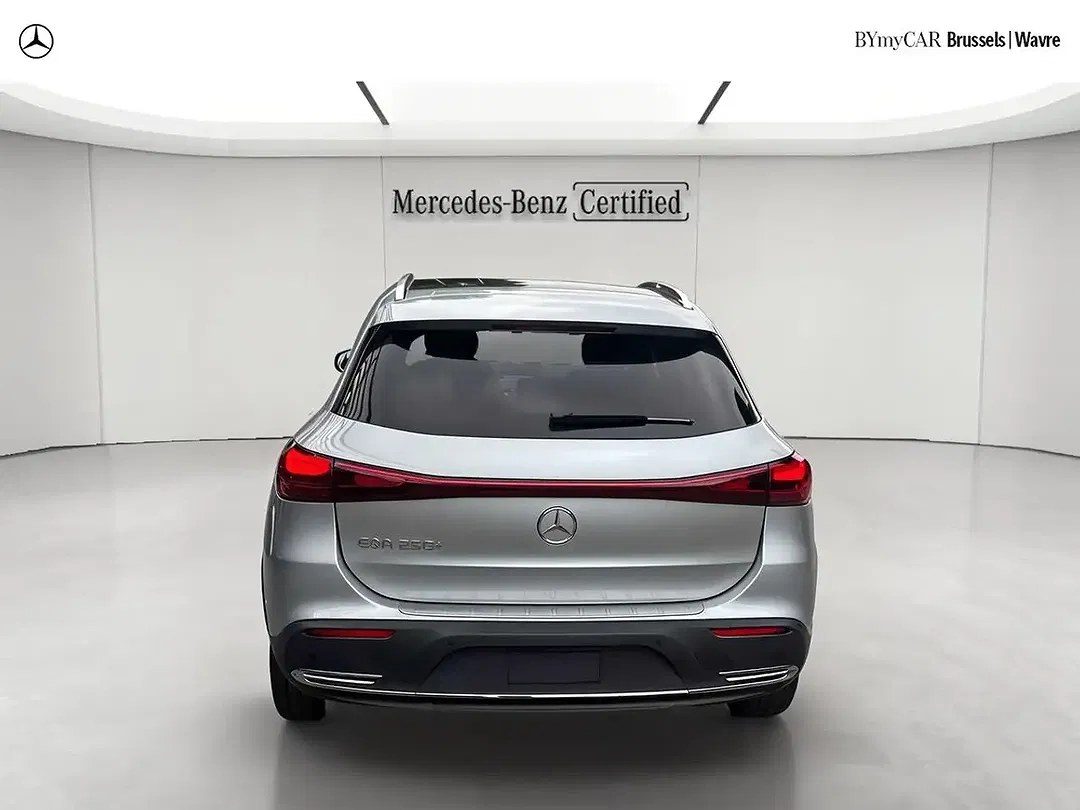Mercedes-Benz EQA 250 - Thumbnail 8