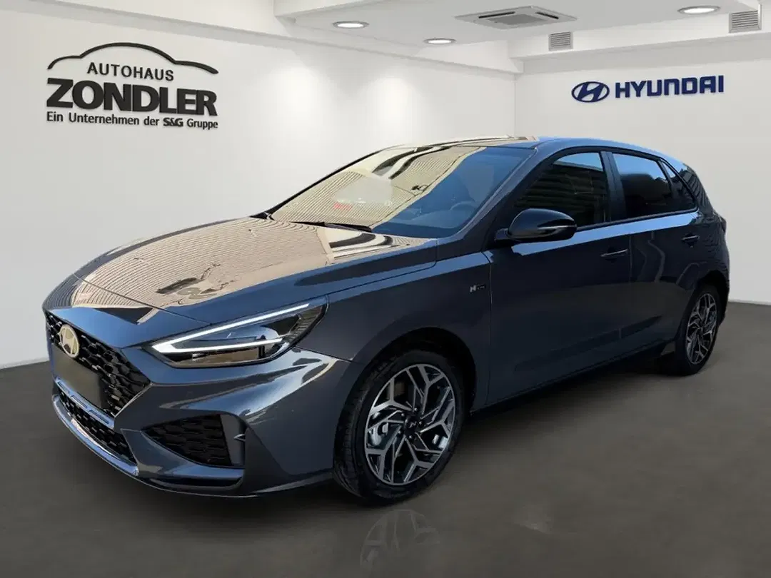 Hyundai i30 - Thumbnail 1