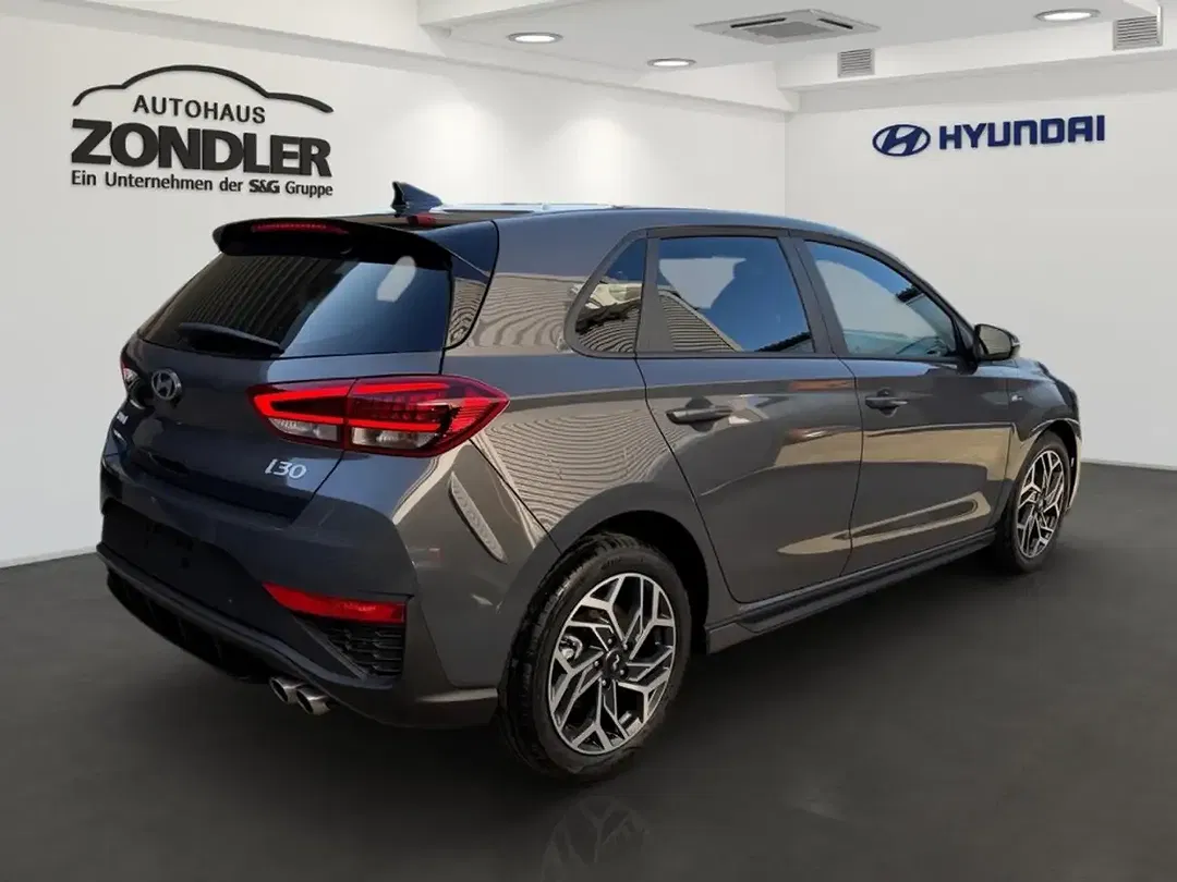 Hyundai i30 - Thumbnail 3
