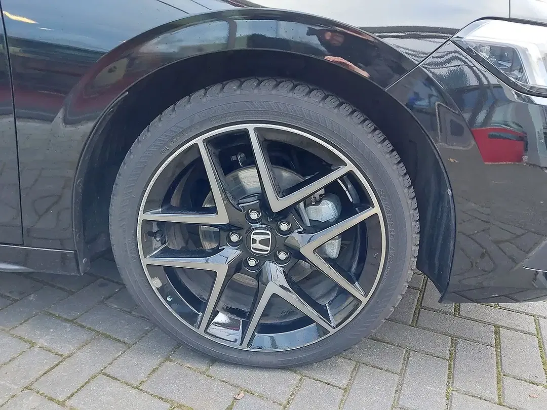 Honda Civic - Thumbnail 10