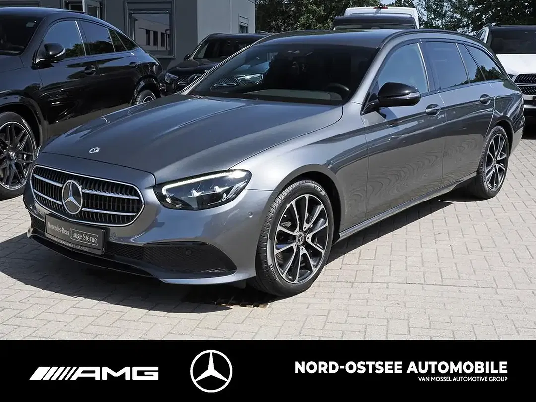 Mercedes-Benz E 200 - Thumbnail 6