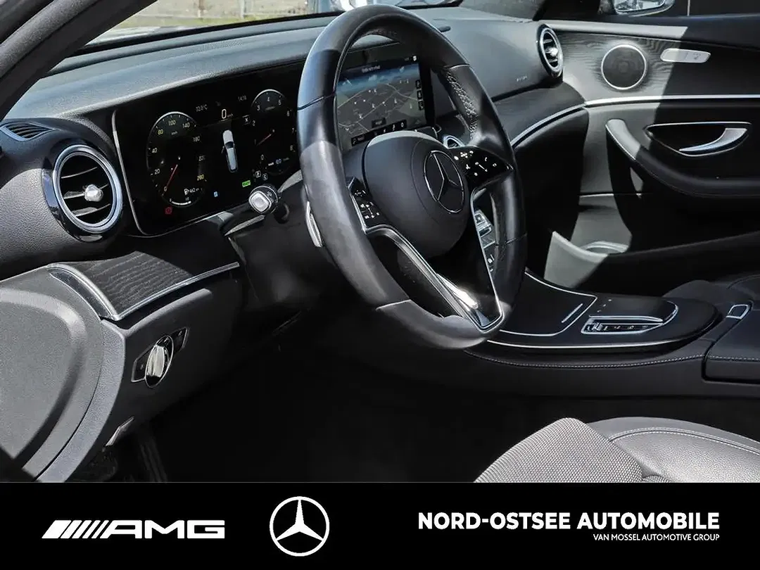 Mercedes-Benz E 200 - Thumbnail 8