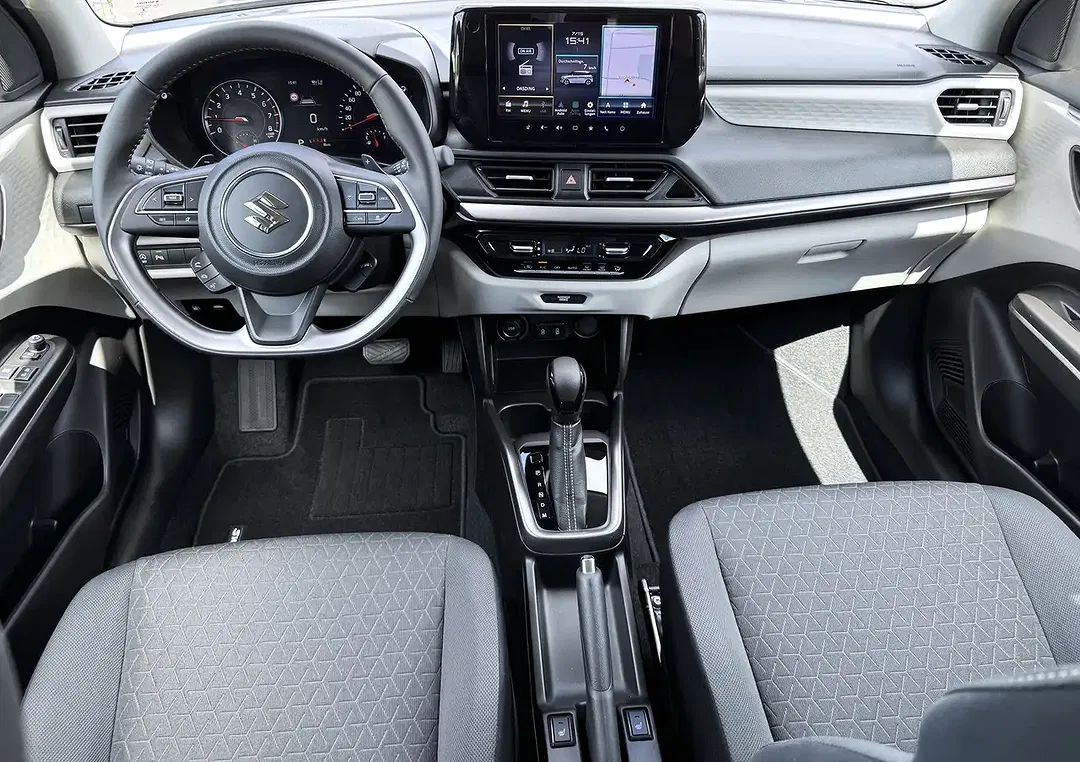 Suzuki Swift - Thumbnail 8