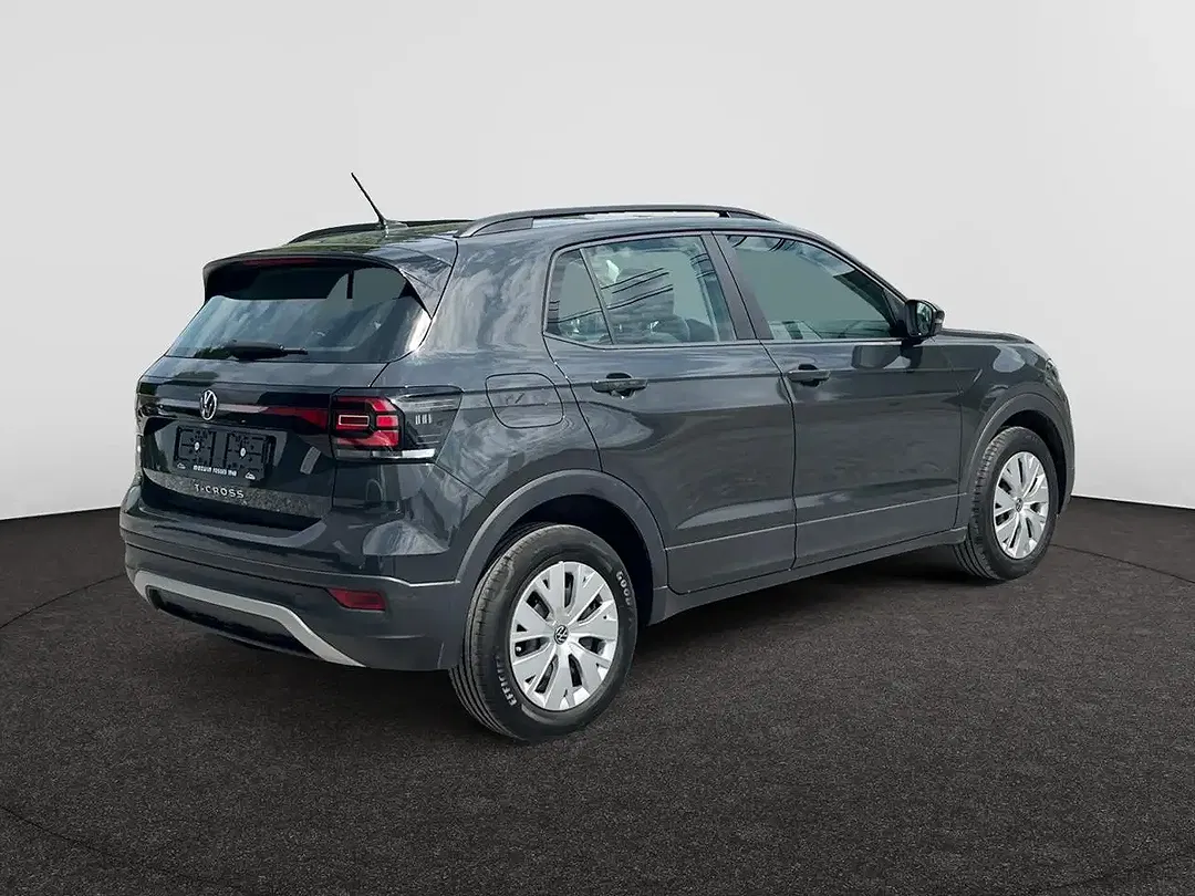 Volkswagen T-Cross - Thumbnail 2