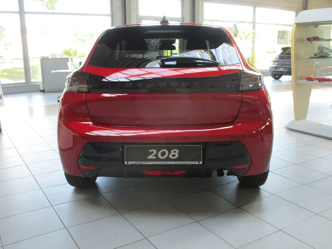 Peugeot 208 - Thumbnail 6