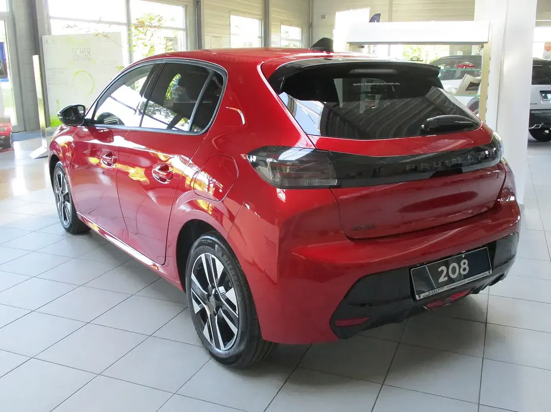 Peugeot 208 - Thumbnail 7
