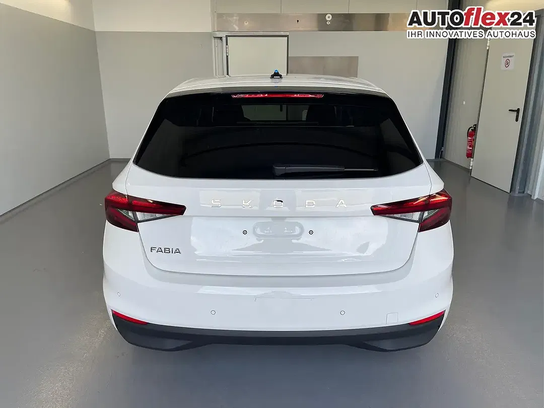 Skoda Fabia - Thumbnail 4