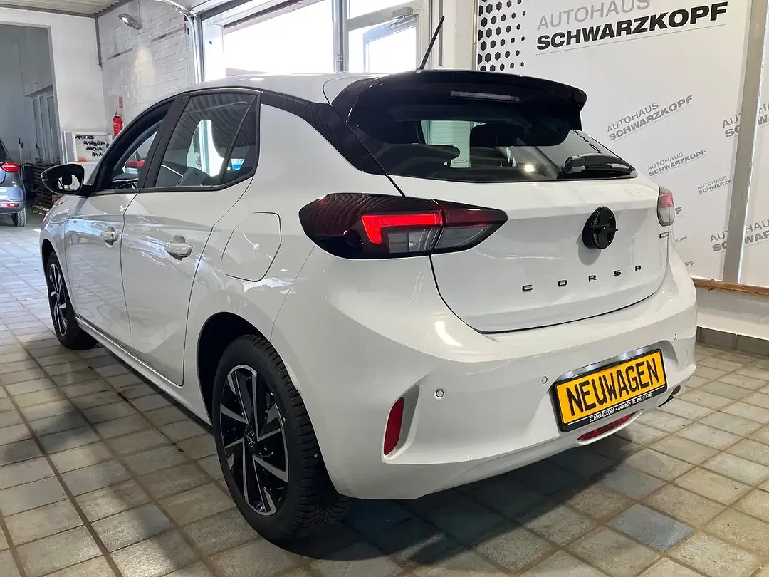 Opel Corsa - Thumbnail 2