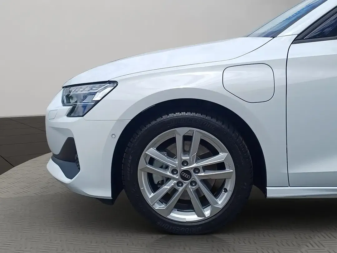 Audi A3 - Thumbnail 2