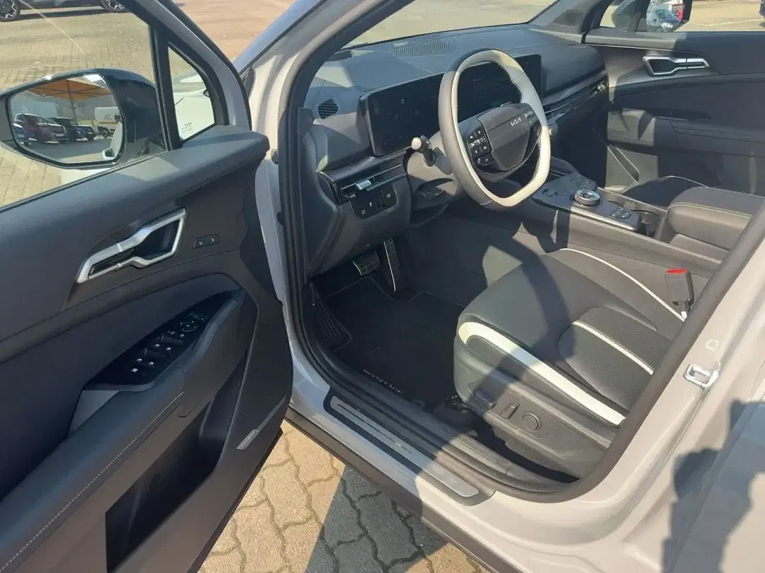 Kia Sportage - Thumbnail 8
