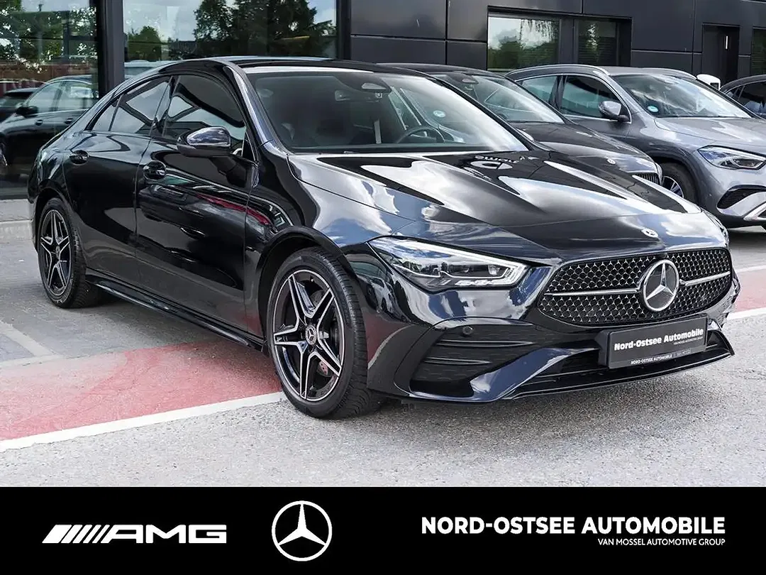 Mercedes-Benz CLA 200 - Thumbnail 3