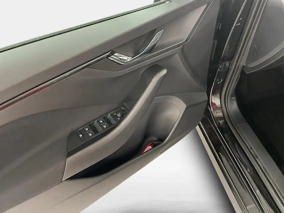 Skoda Kamiq - Thumbnail 15