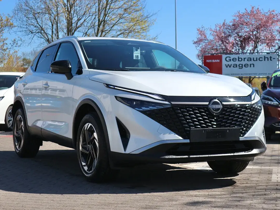 Nissan Qashqai - Thumbnail 3