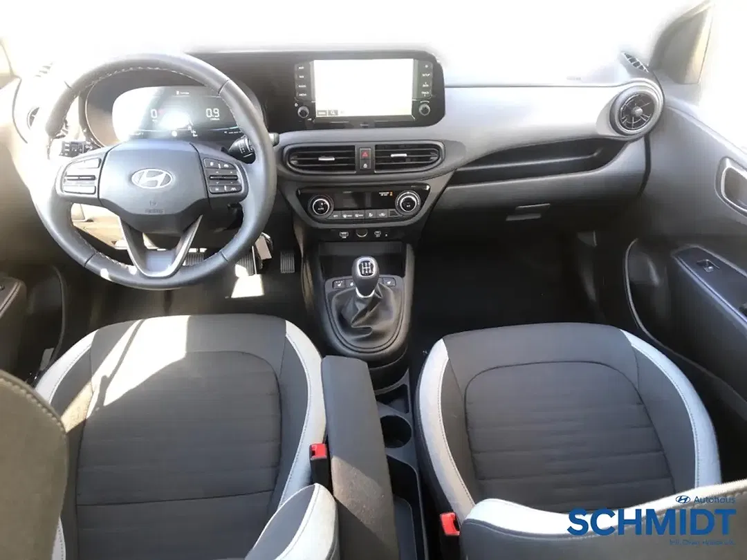 Hyundai i10 - Thumbnail 11