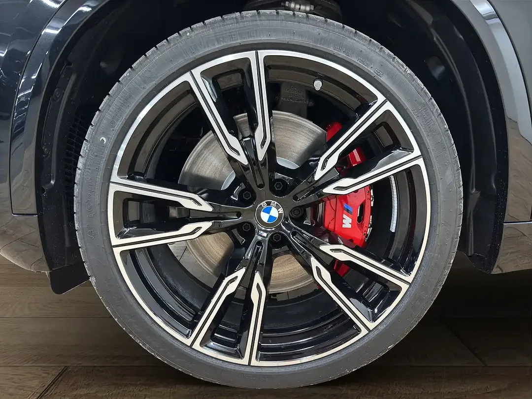 BMW X5 - Thumbnail 3