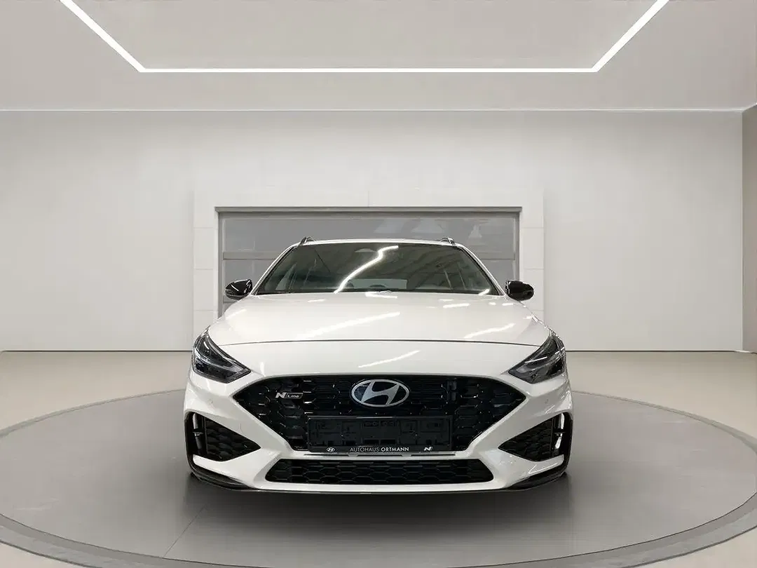 Hyundai i30 - Thumbnail 2
