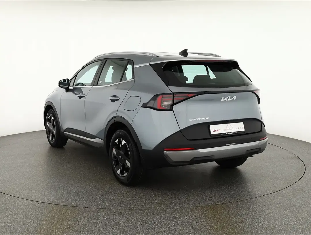 Kia Sportage - Thumbnail 2