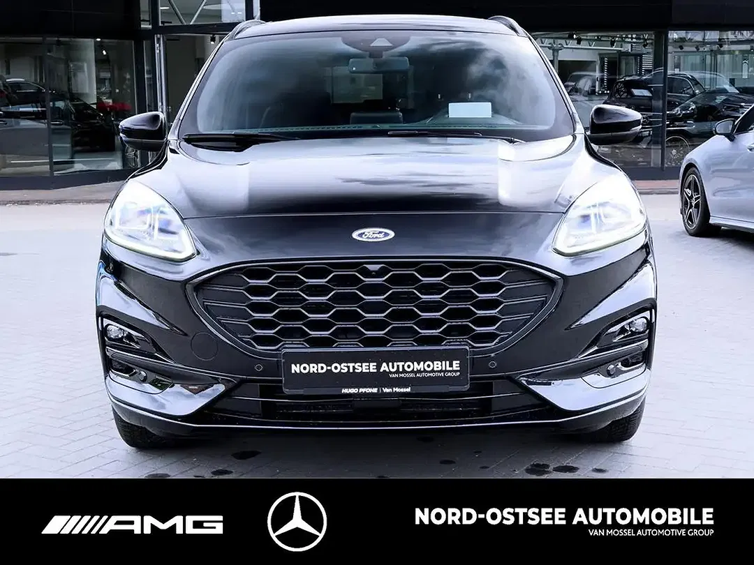Ford Kuga - Thumbnail 2