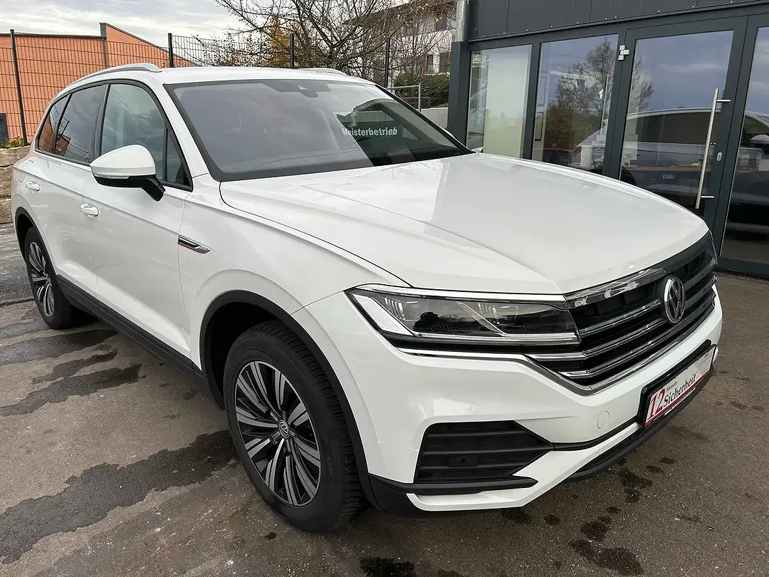 Volkswagen Touareg - Thumbnail 5
