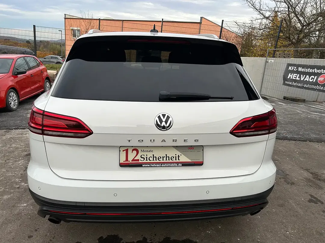Volkswagen Touareg - Thumbnail 8