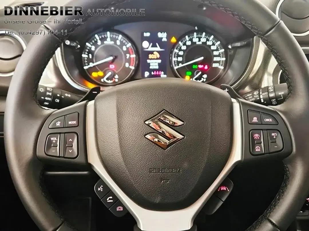 Suzuki Vitara - Thumbnail 13