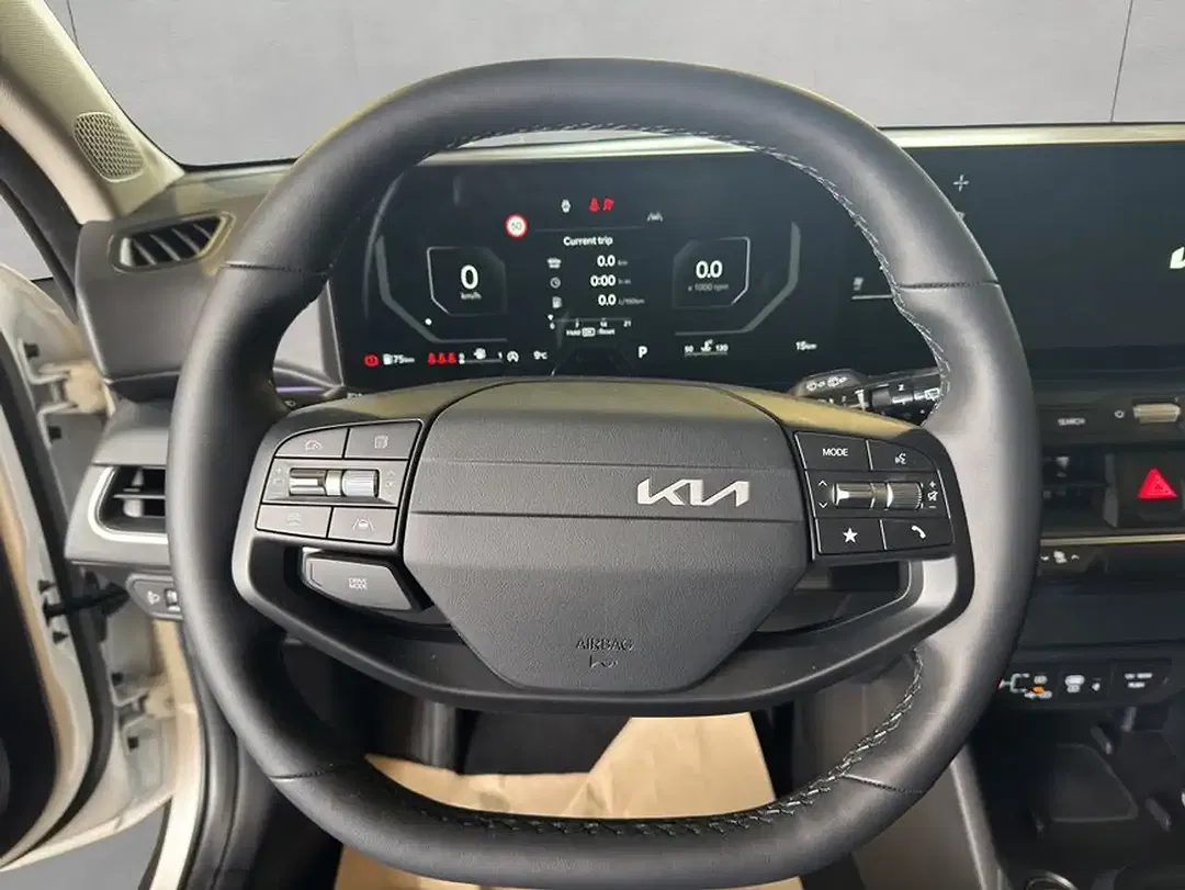 Kia K4 - Thumbnail 9