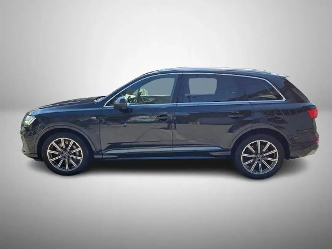 Audi Q7 - Thumbnail 3